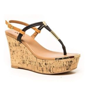 SOLD Wedge Platform Thong Sandals Gold & Black 7.5